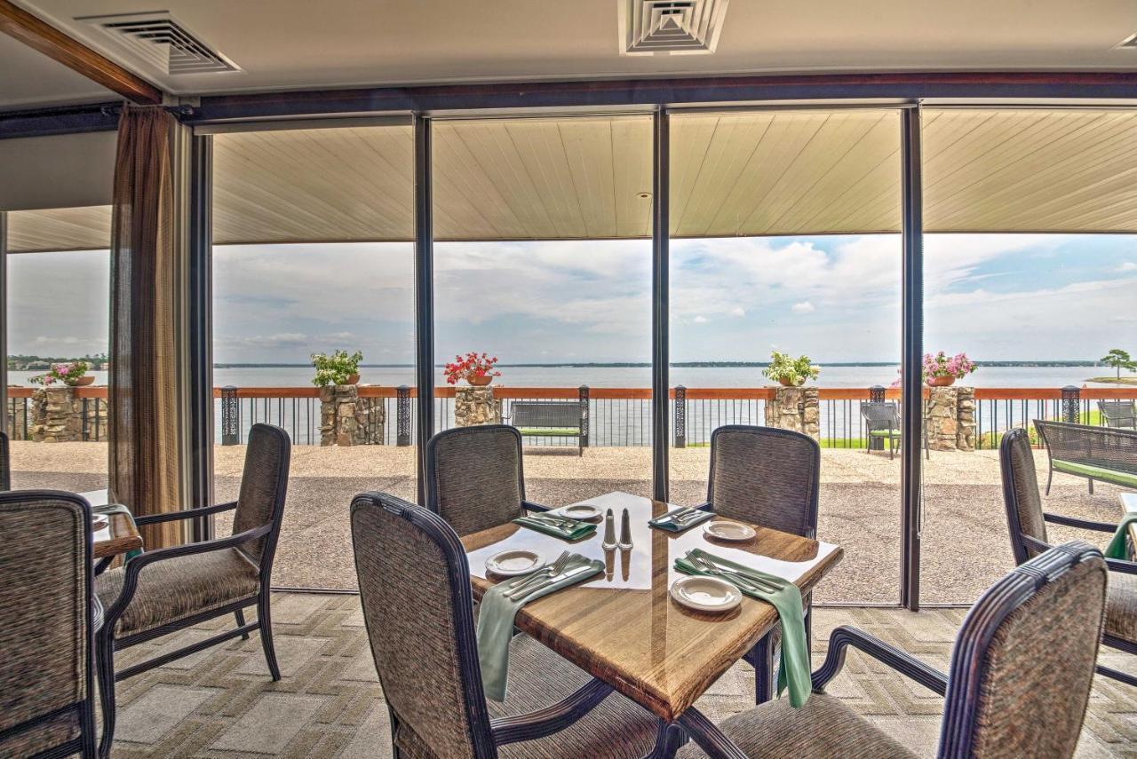Idyllic Montgomery Condo With Pool And Lake View! Экстерьер фото