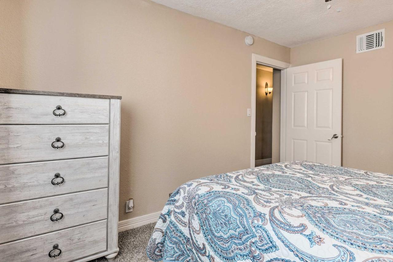 Idyllic Montgomery Condo With Pool And Lake View! Экстерьер фото