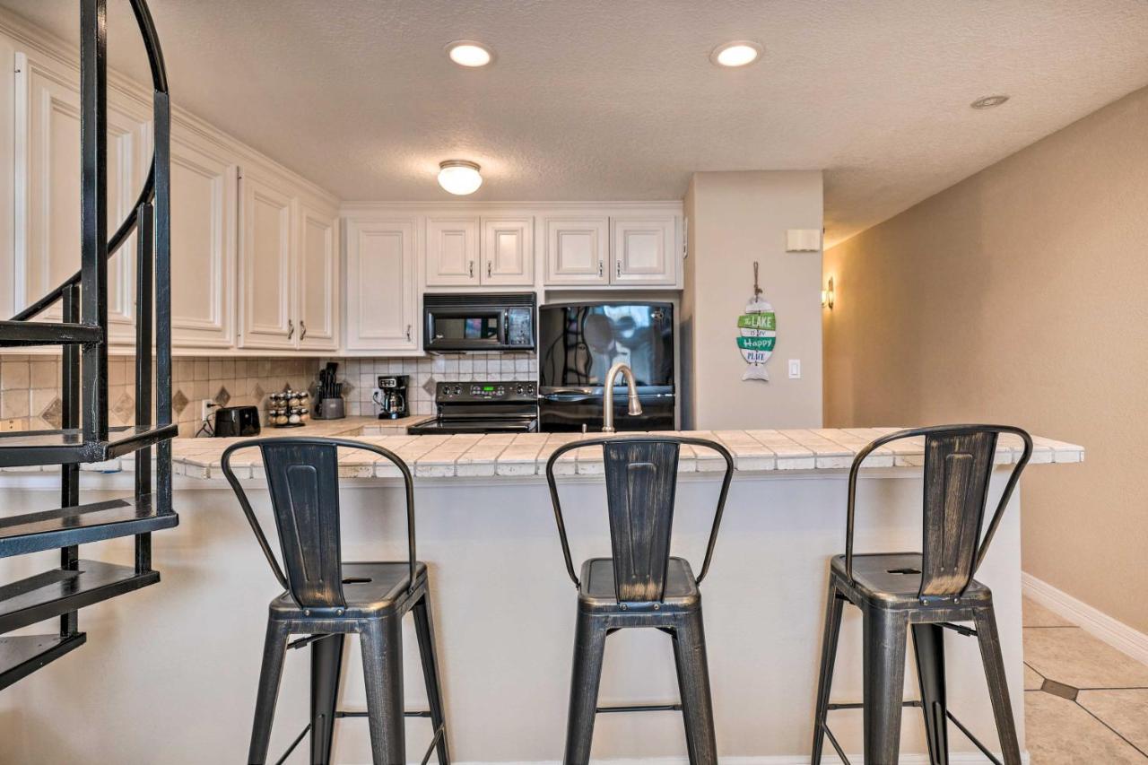 Idyllic Montgomery Condo With Pool And Lake View! Экстерьер фото