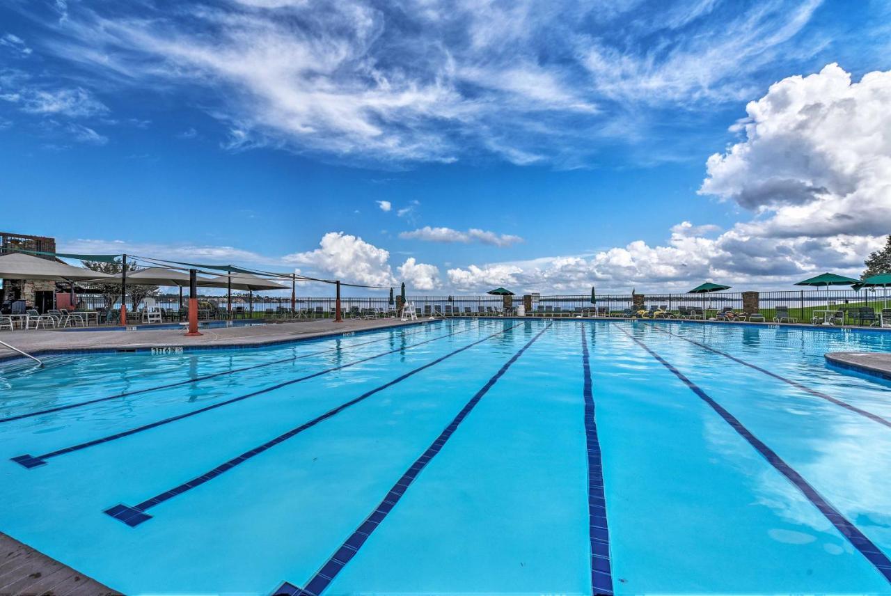 Idyllic Montgomery Condo With Pool And Lake View! Экстерьер фото